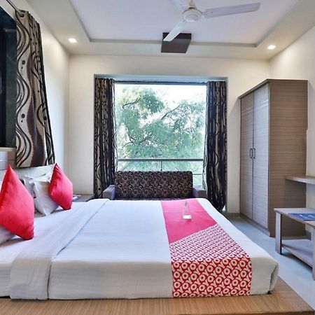 Hotel The Grand Pritam Gandhinagar Exteriör bild