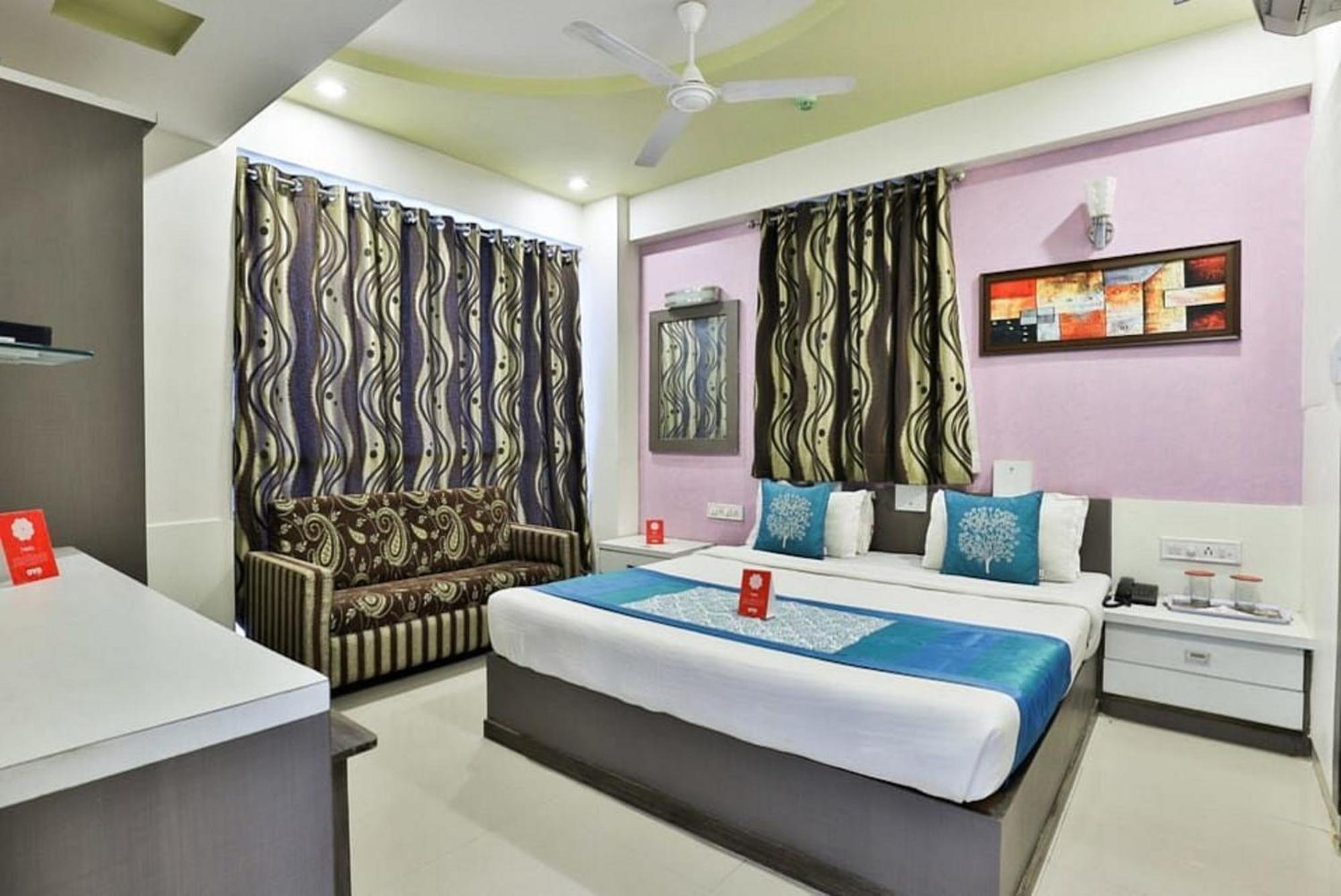 Hotel The Grand Pritam Gandhinagar Exteriör bild